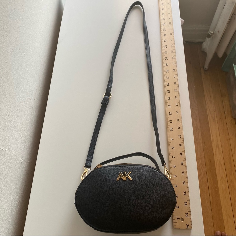 ANNE KLEIN  - CROSSBODY BLACK PURSE - DETACHABLE STRAP